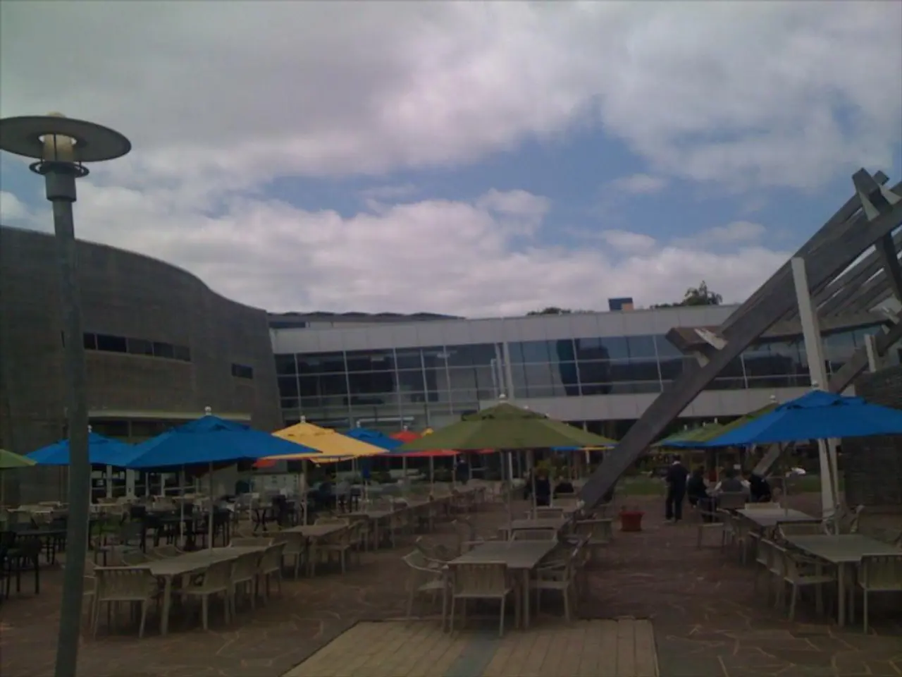 Governor Ruppel conferences with delegates from Anapa's resort industry