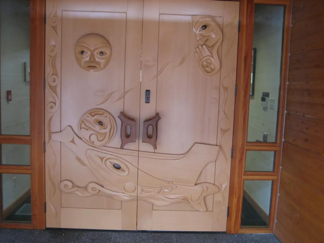 Direct Marketing Approaches: Maximizing Success with Personal Encounters or House Calls