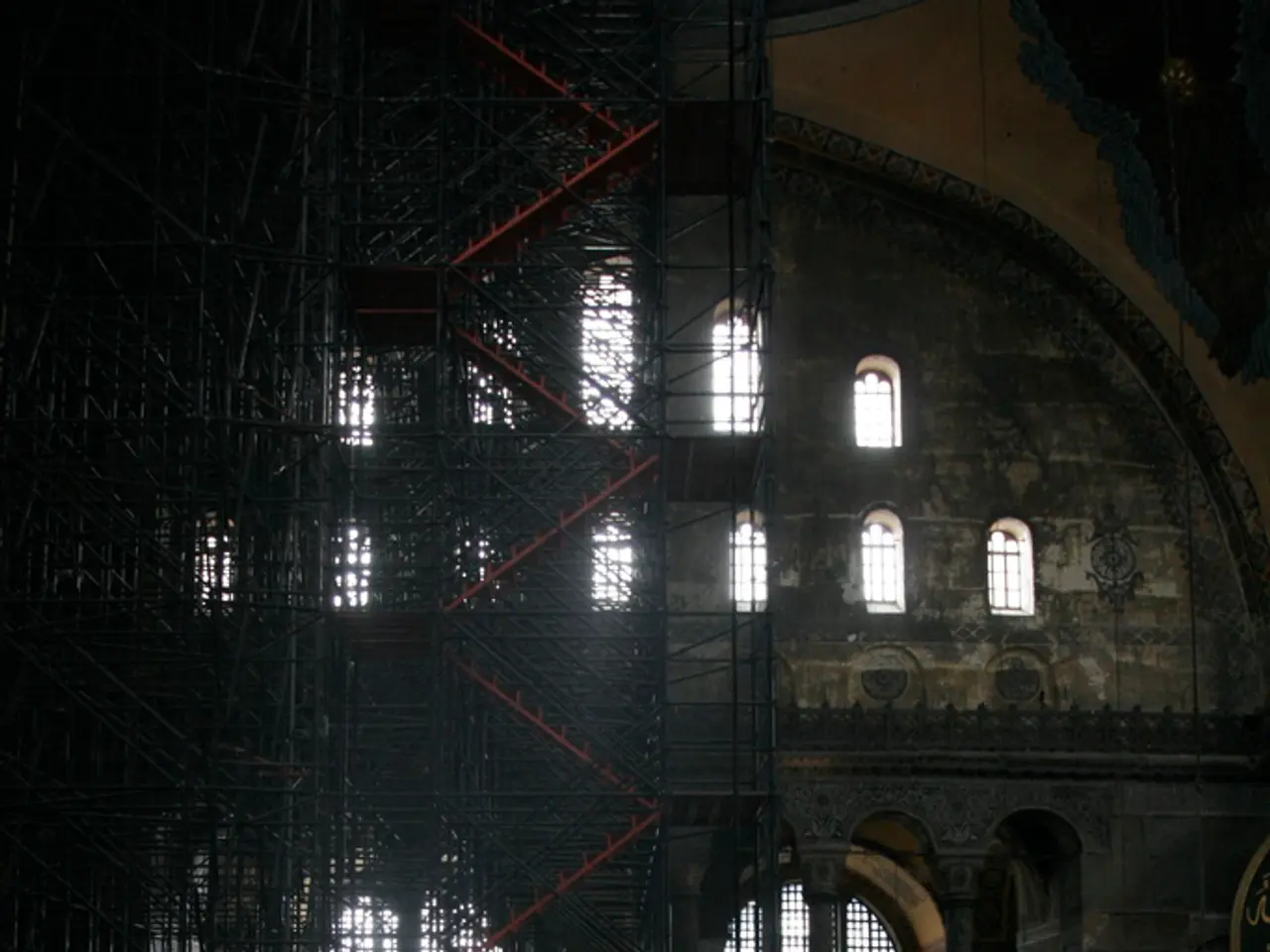 Baden-Württemberg predominantly relies on burning fossil fuels for its heat supply