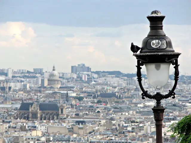 Shares of Deutsche Post climb once more.