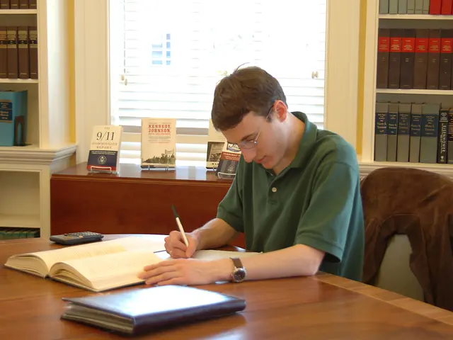 Investment Guru William Eckhardt Expertly Navigates Financial Markets