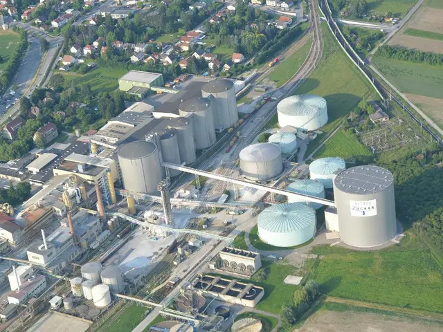 Construction on Bloomenhaller Road in Osnabrück extends into its second year, keeping the area...