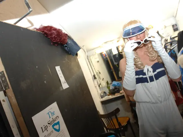 Fashion brand for women, owned by Klingel, is transferred to Bader in a sale transaction.