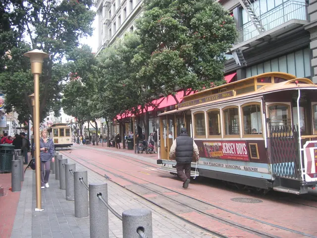 Renovation projects in Hamburg-Berlin may create opportunities for approximately 20 workers.