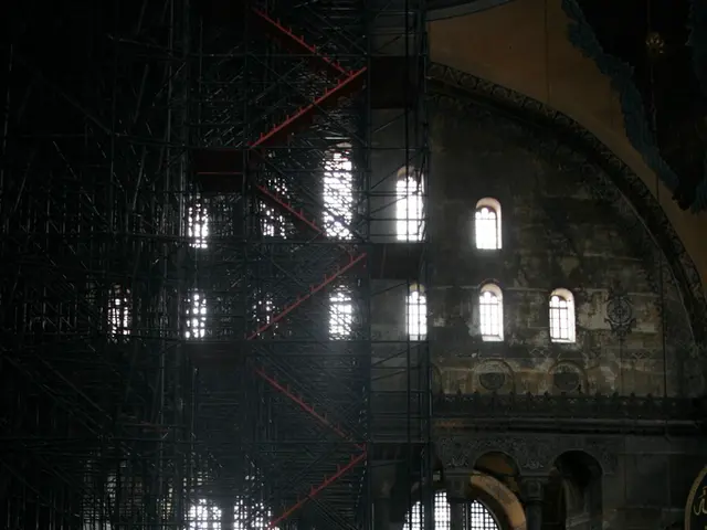 Baden-Württemberg predominantly relies on burning fossil fuels for its heat supply