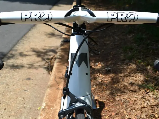 Uninterrupted shutdown of the FÜ16 circle road extending from Schwadermühle's industrial region to...